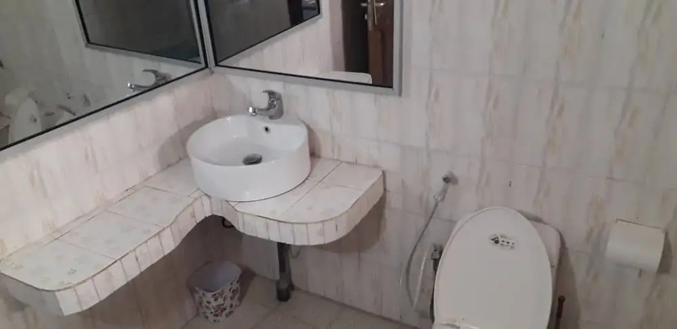 New Town Palace Hotel