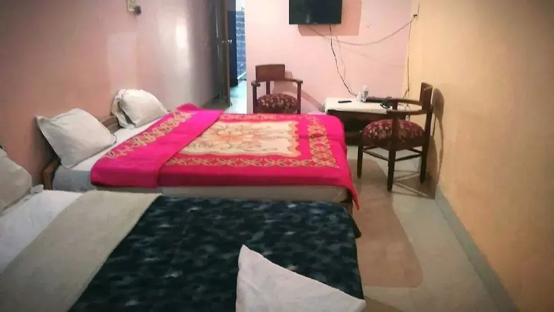 Hotel Royal View International