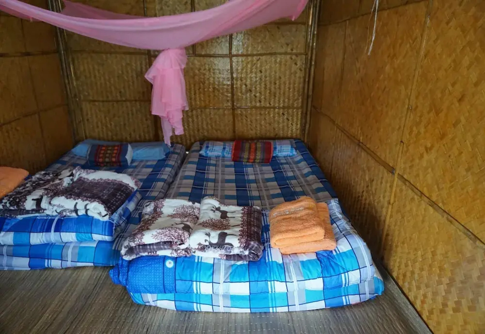 Baan 2 Dao Farmstay - Hostel