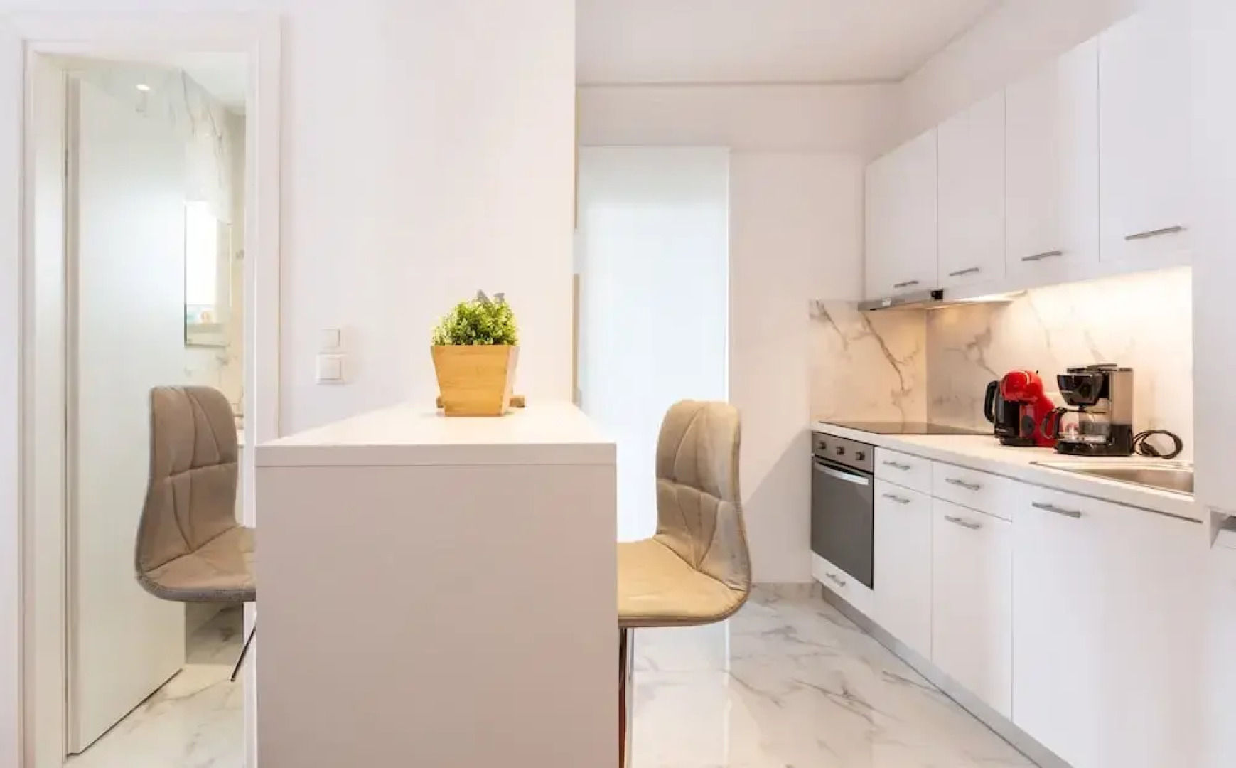 “Andy Warhol”studio close to the Athenian Riviera