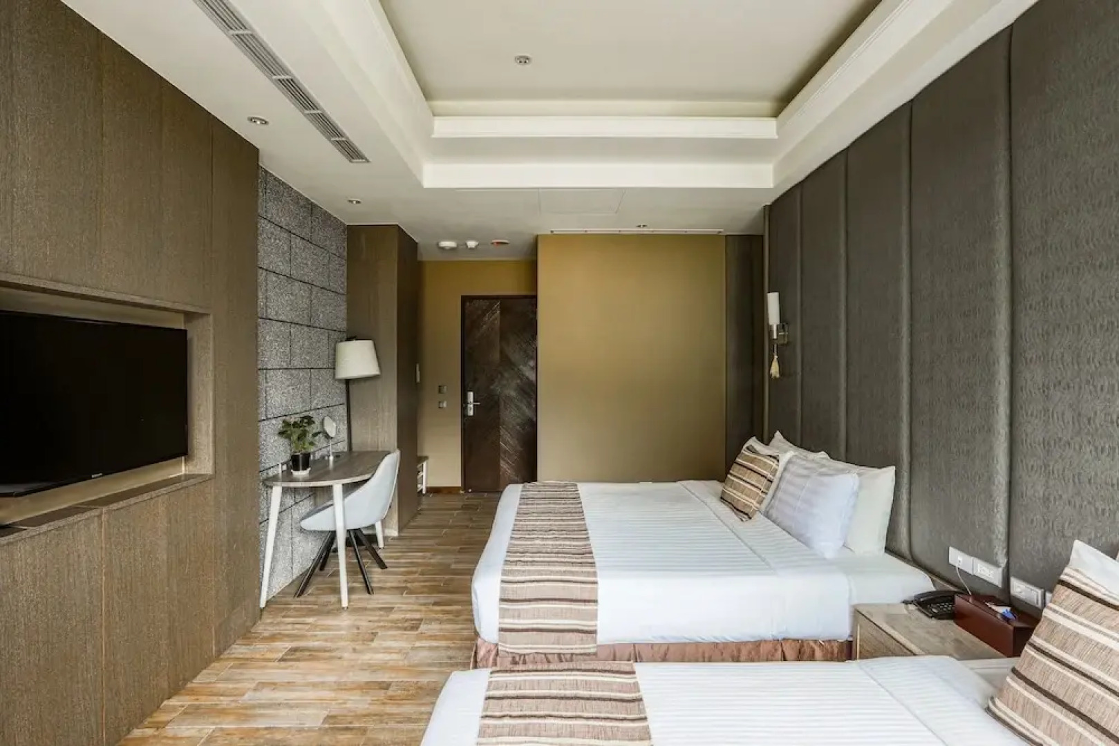 Sunrise Hot Spring Hotel