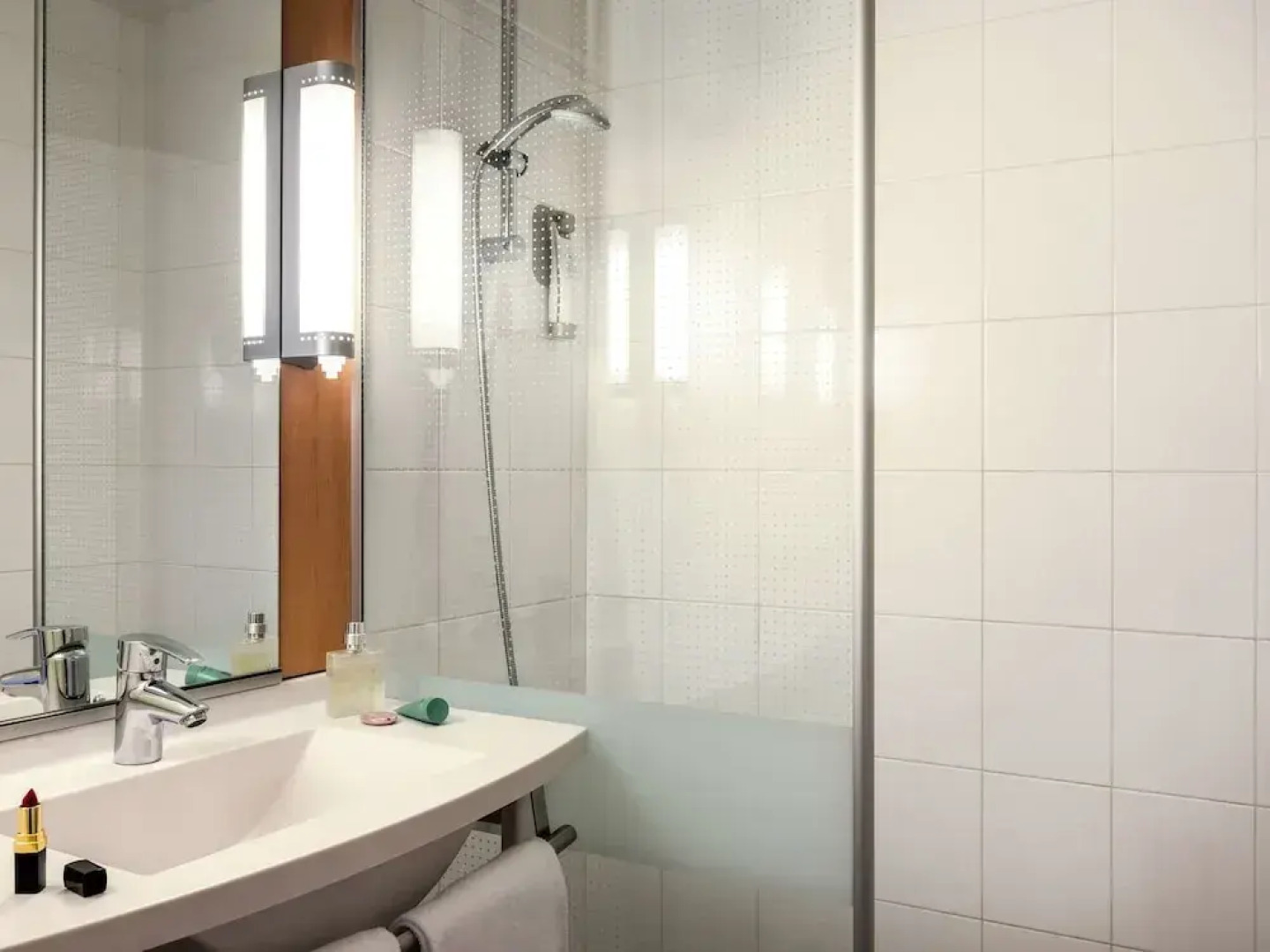 Ibis Orleans Nord Saran