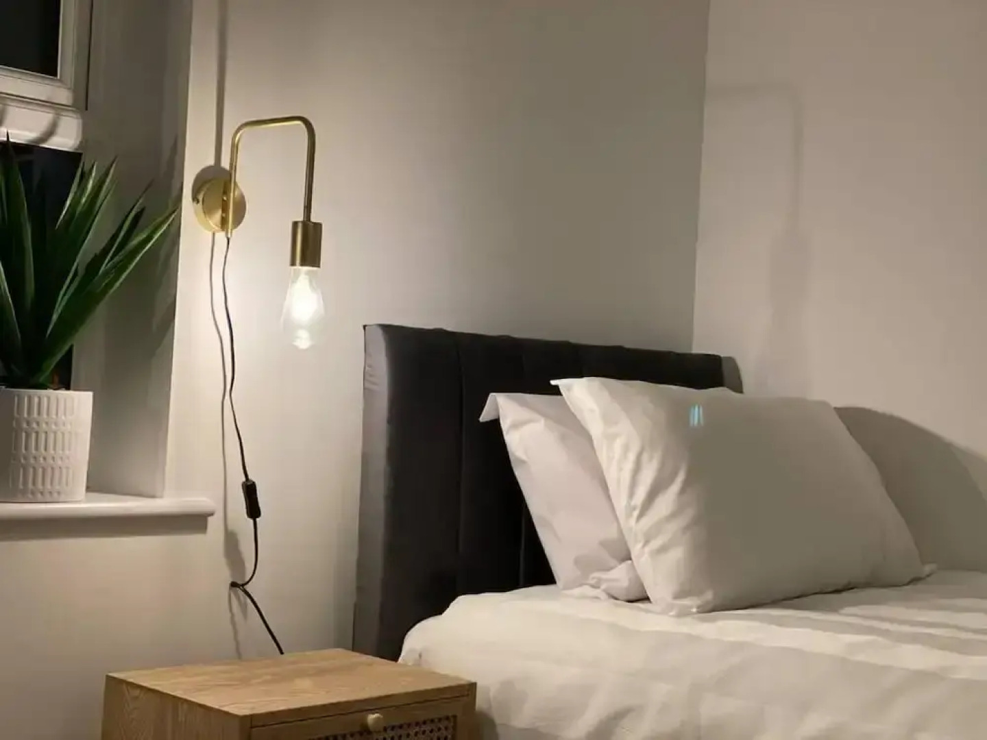 Central 4-bed House - Parking, Patio, Garden, Wifi