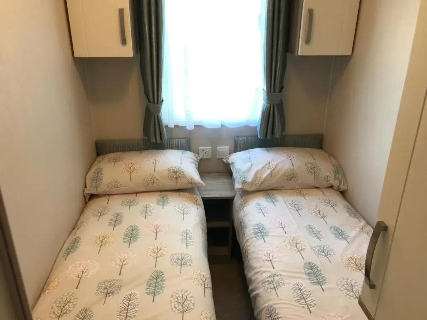 Luxury 3 Bedroom Caravan MC37, Shanklin, Isle of Wight