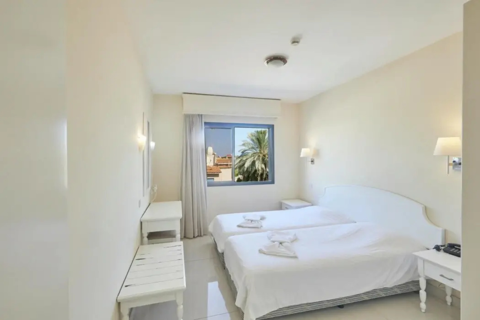 Tsokkos Gardens Hotel & Hotel Apartments