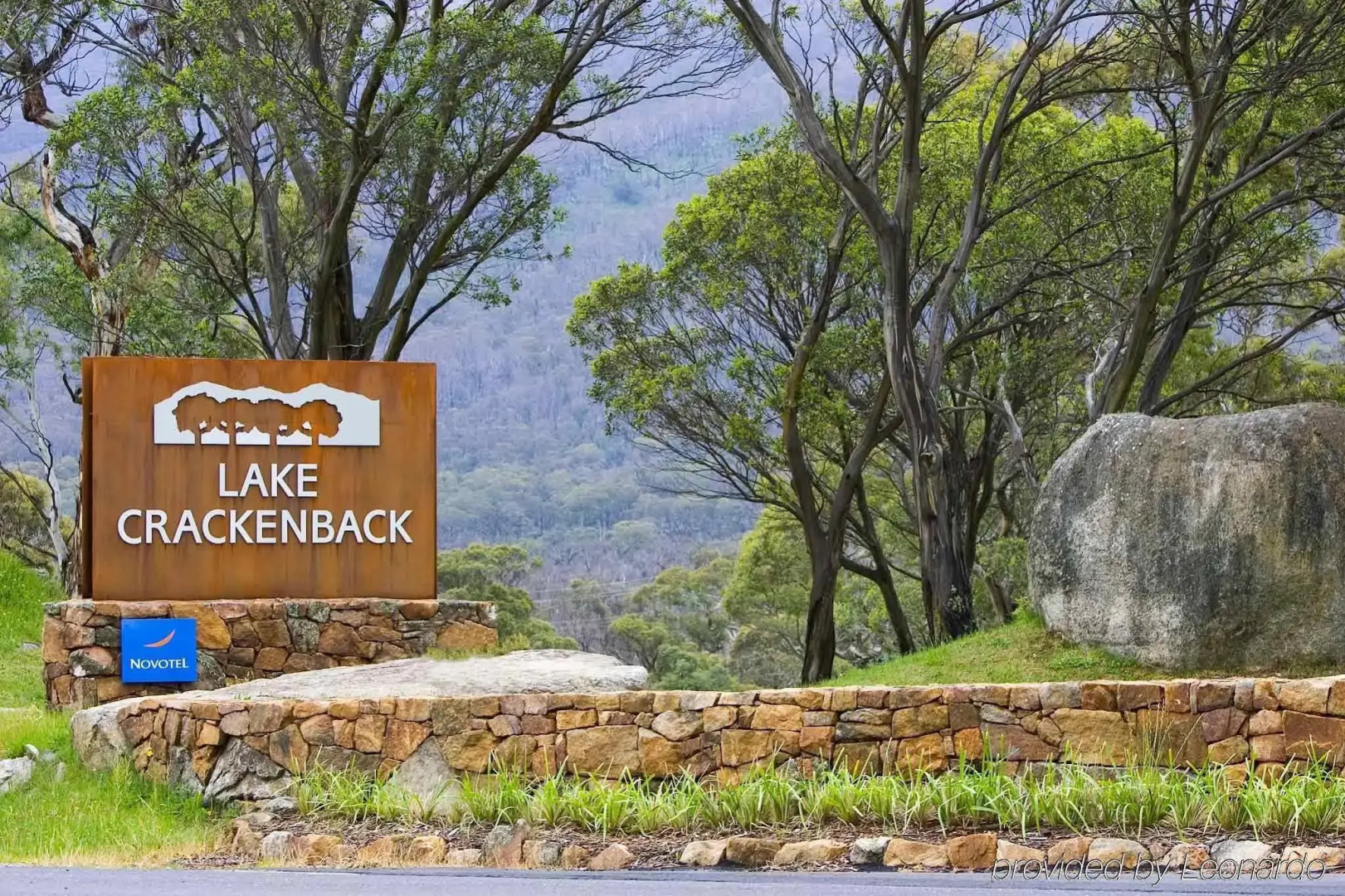 Novotel Lake Crackenback Resort & Spa