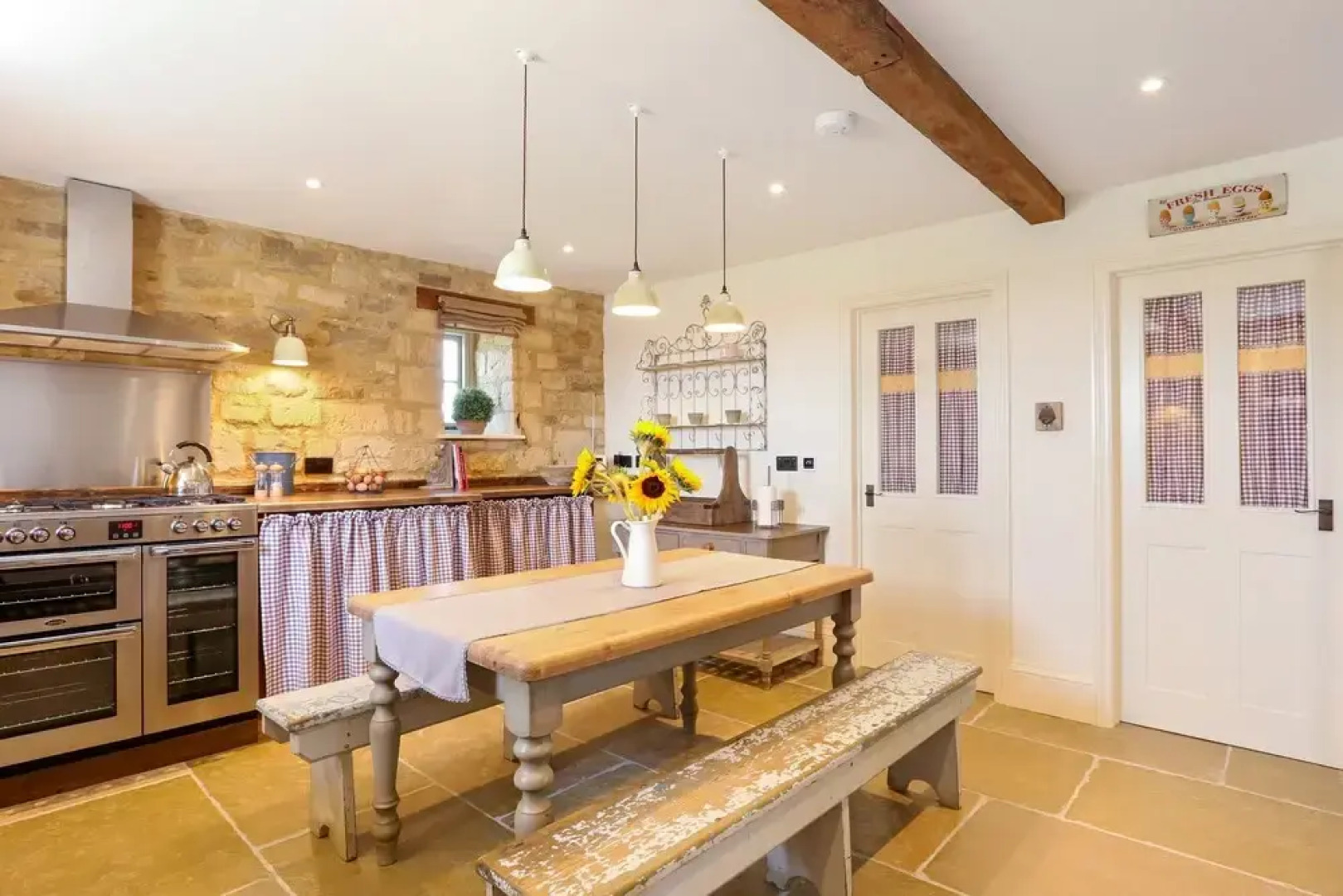 Classic Family Barn Conversion in Radcot