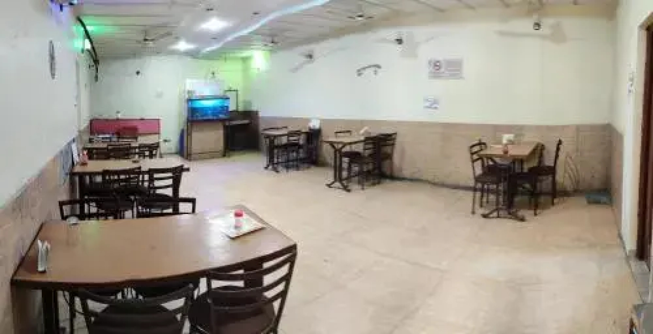 OYO 22238 Hotel Baaz