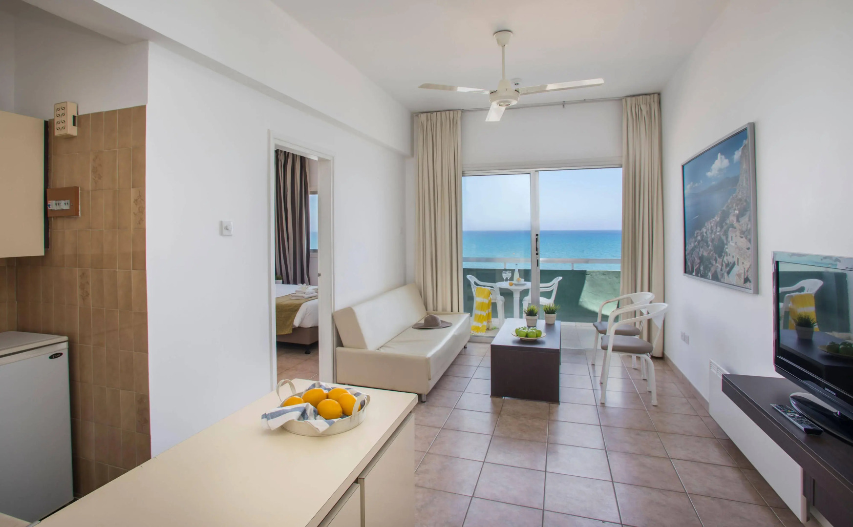 Costantiana Beach Hotel Apartments