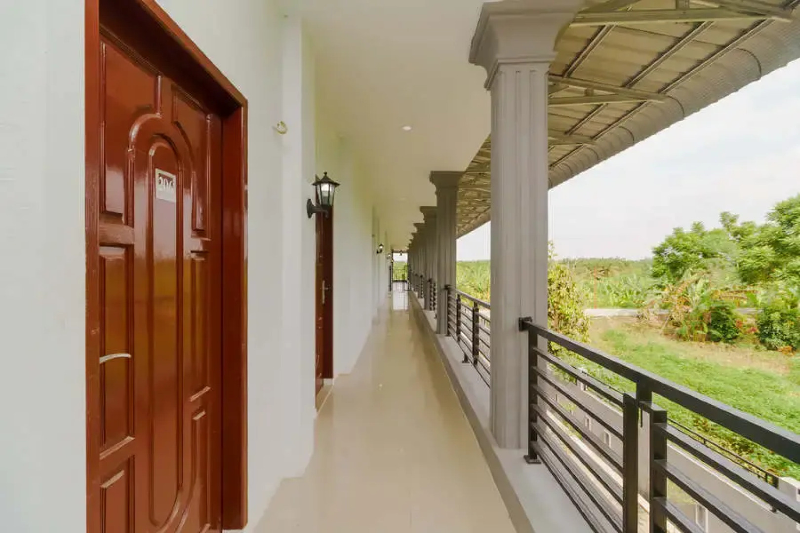 RedDoorz Plus near Kualanamu International Airport 2