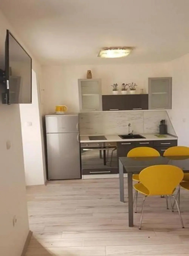 Apartment Mario - 50 m from sea : A1 Novi Vinodolski, Riviera Crikvenica
