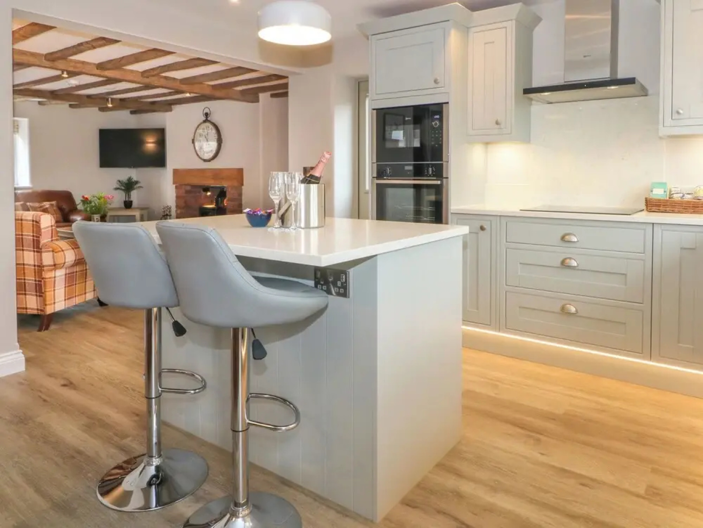 Small Lane Cottage