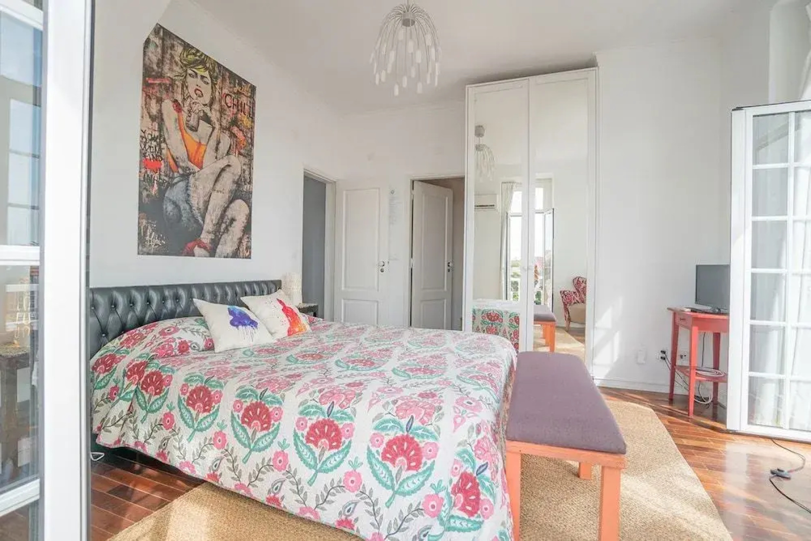 BLUE Boutique Hostel & Suites