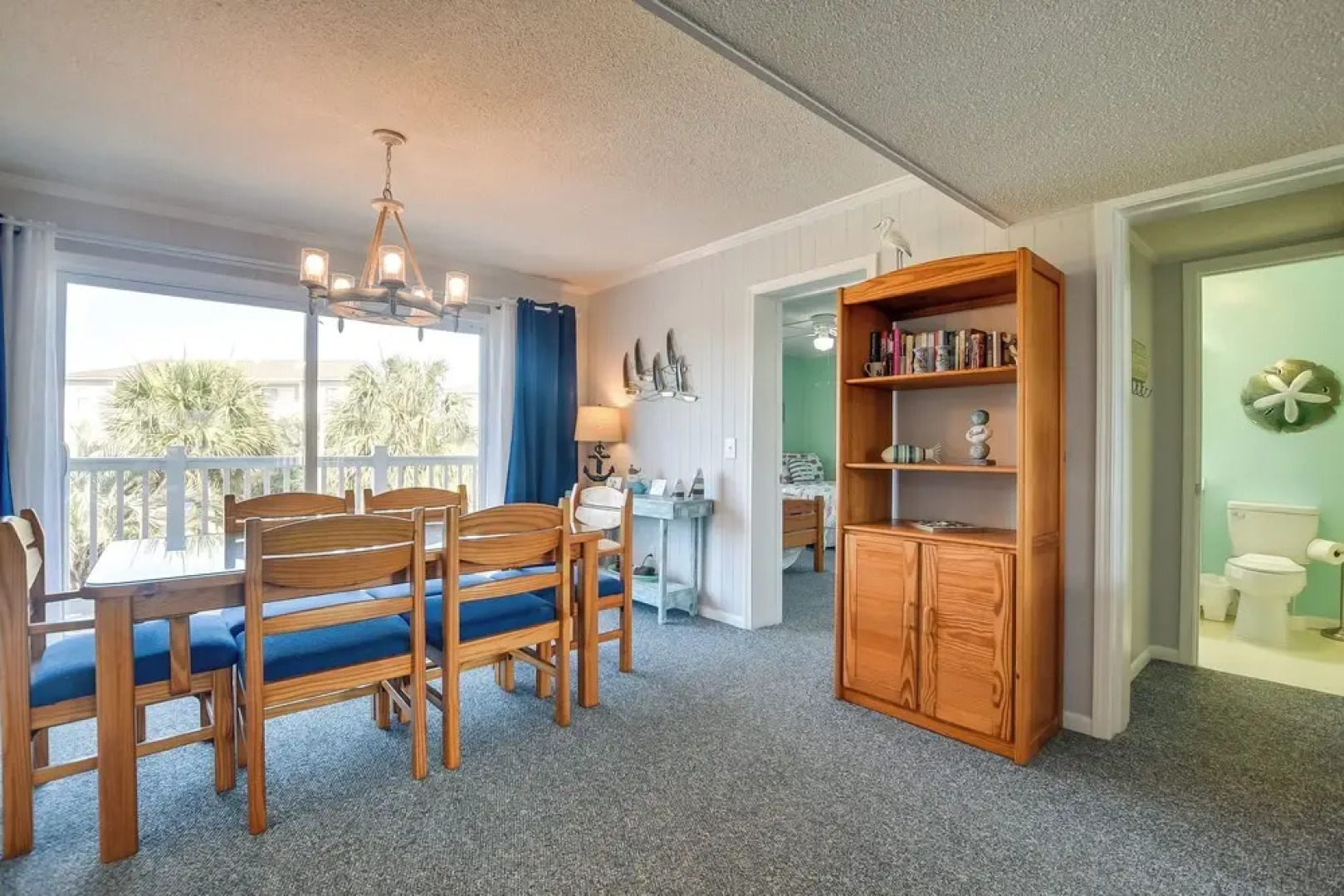 Sunny Condo - Private Ocean Isle Beach Access!