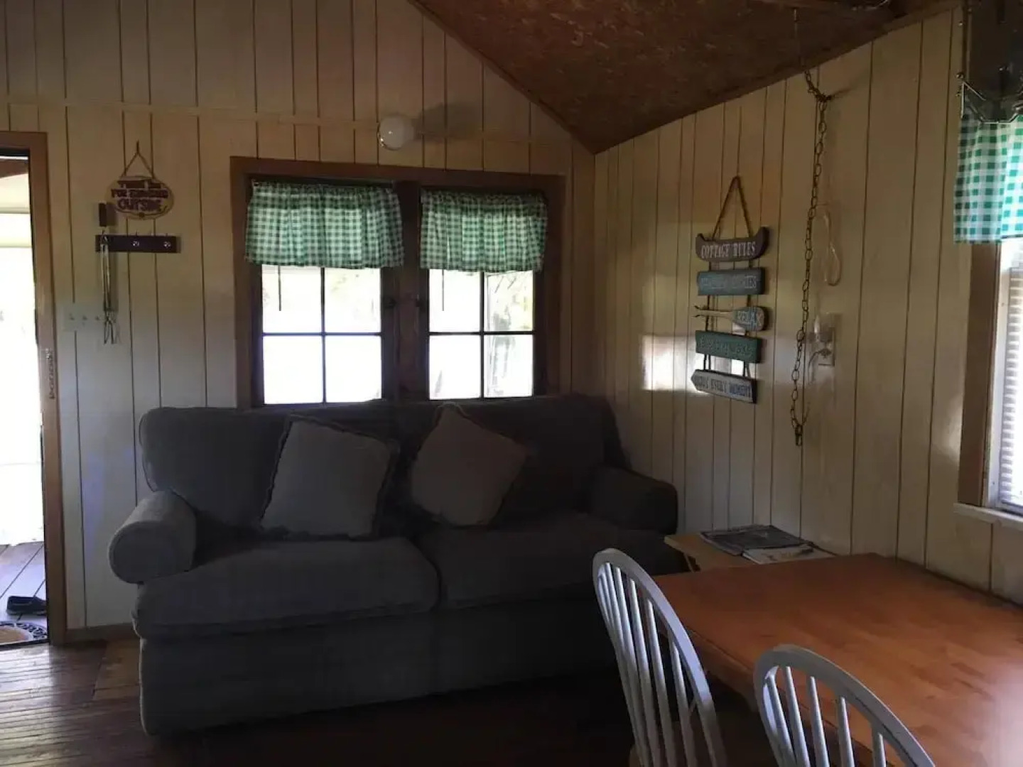 Maple Grove Cottages