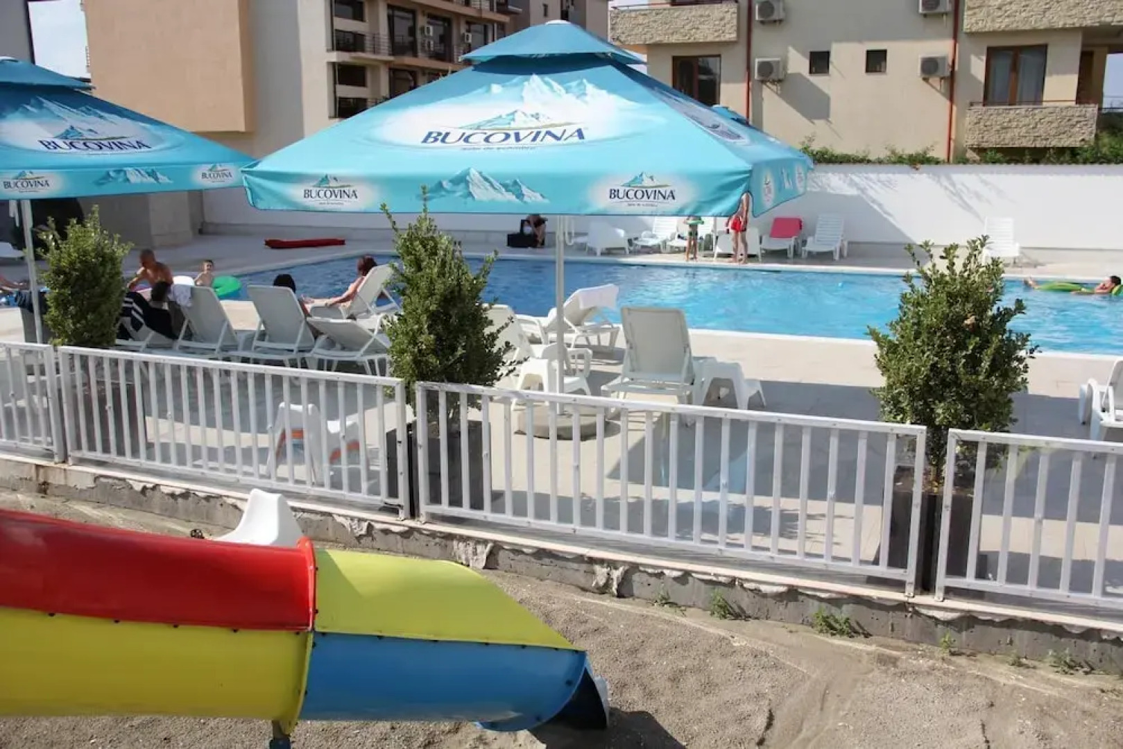 Sangria Luxury Family