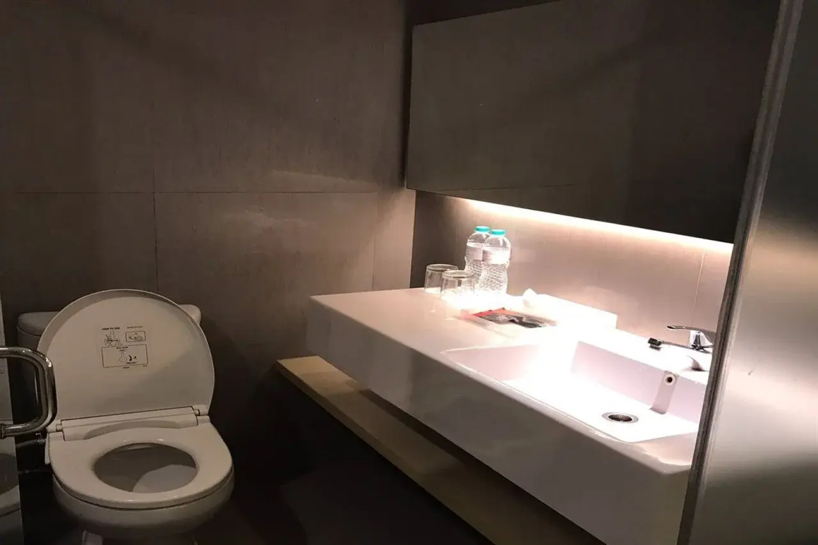 Zuri Express Mangga Dua