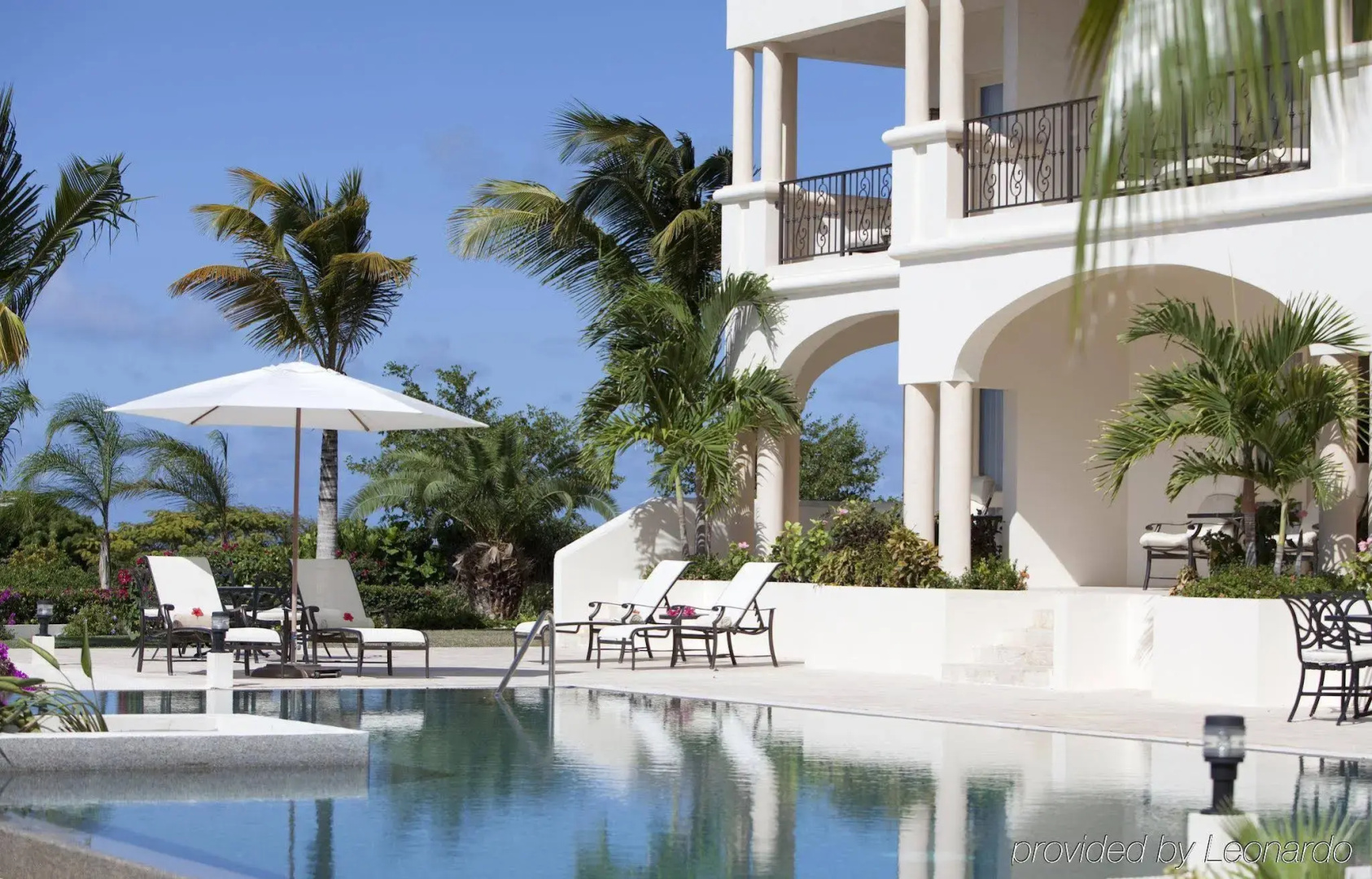 Blue Waters Resort & Spa
