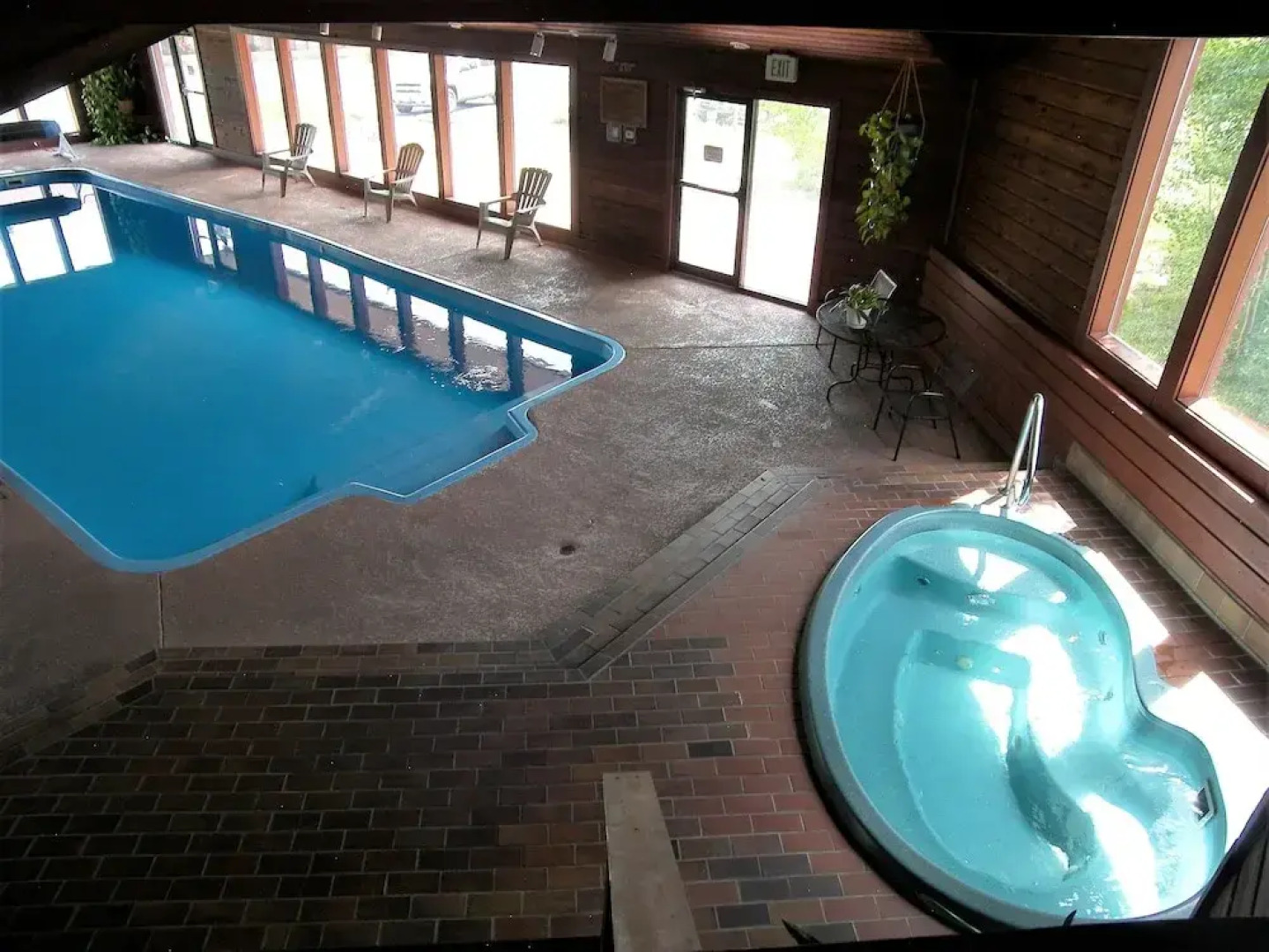 Snowscape 2 bed 2 bath 2 Br condo by RedAwning