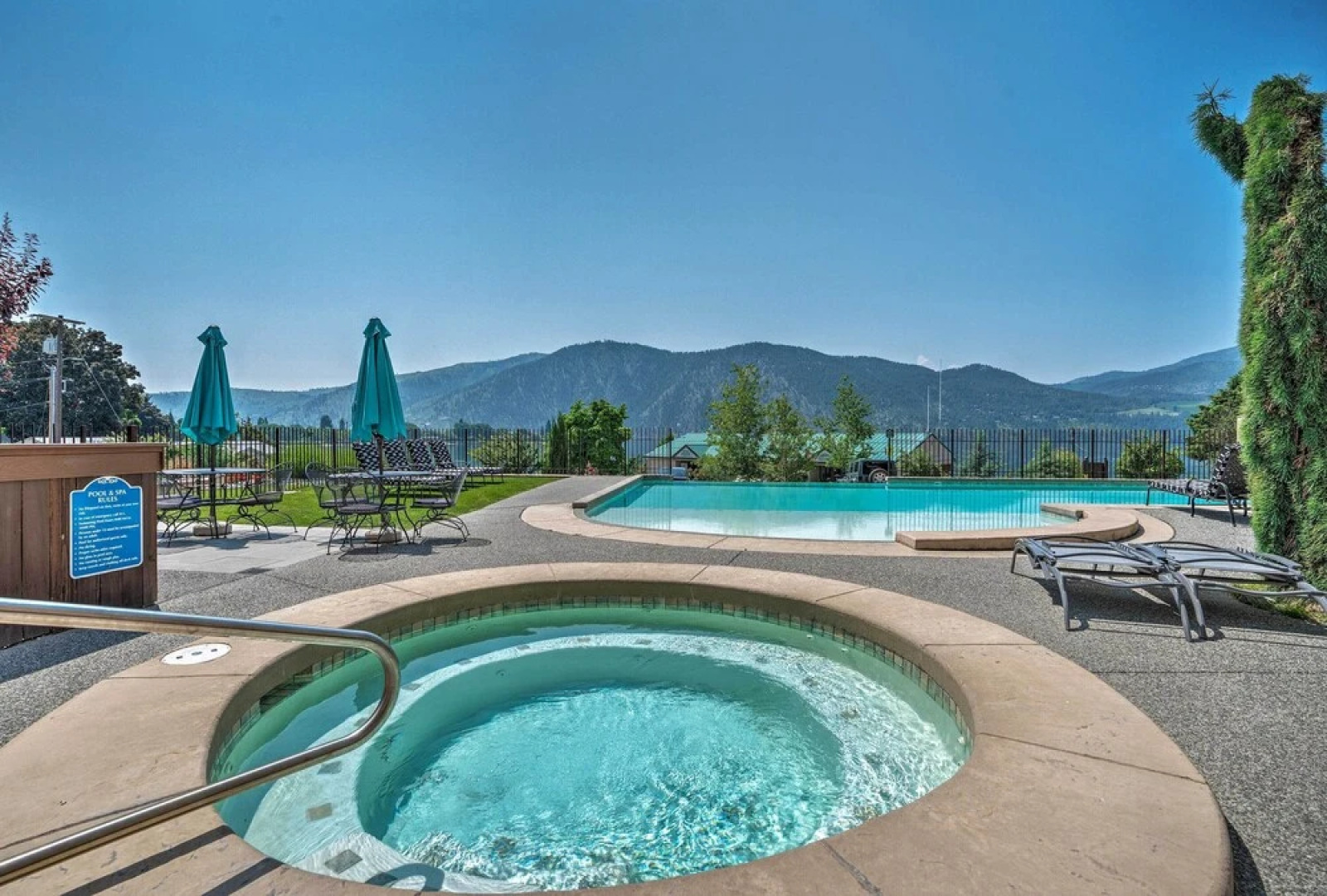 Modern Manson Condo w/ Pool & Lake Chelan Views!