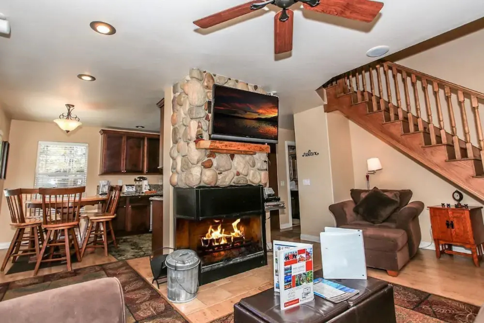 RedAwning "Cabin Big Bear" by the Lake