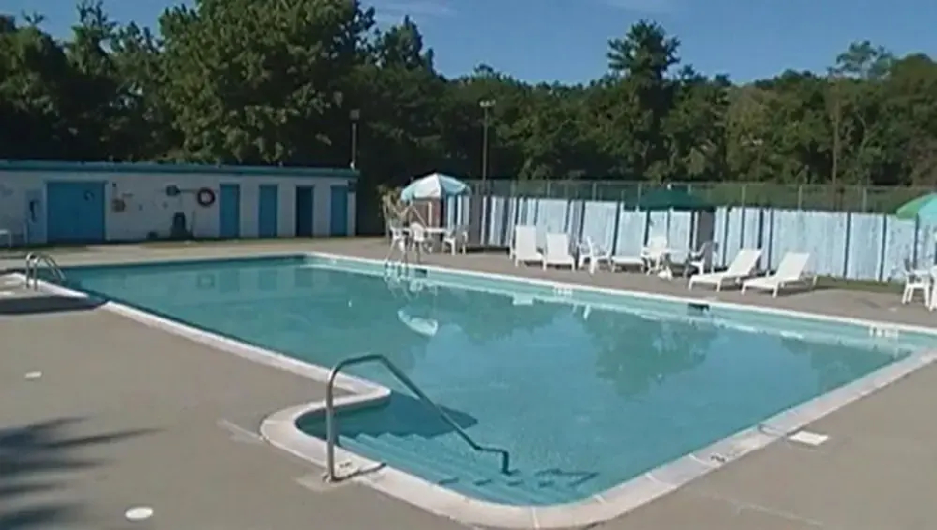 Tides Motor Inn at Stehli Beach