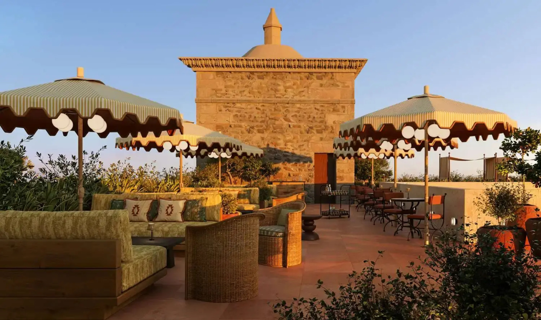 Palacio De Godoy Caceres, Curio Collection By Hilton