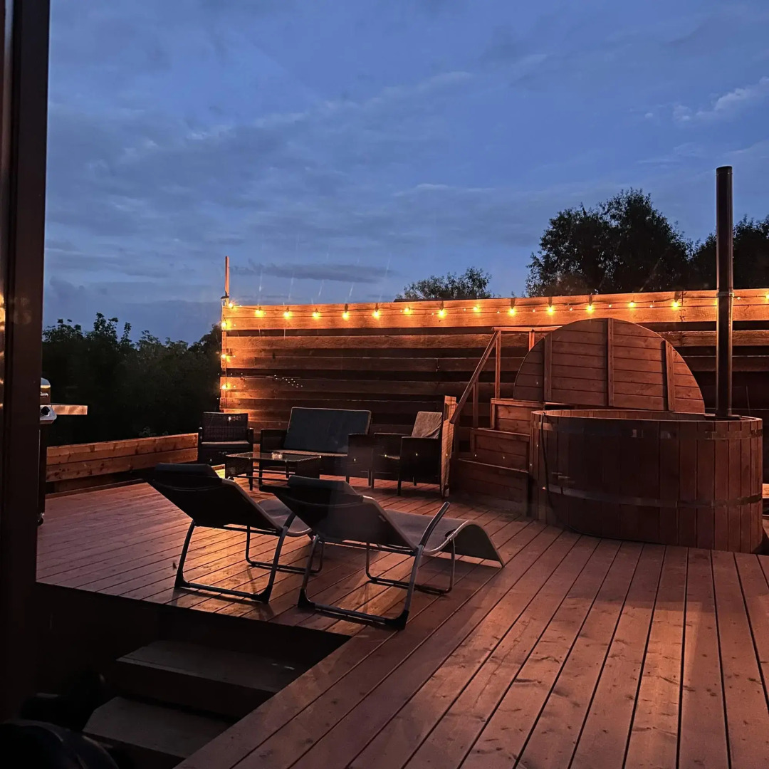 Современный дом с сибирским чаном