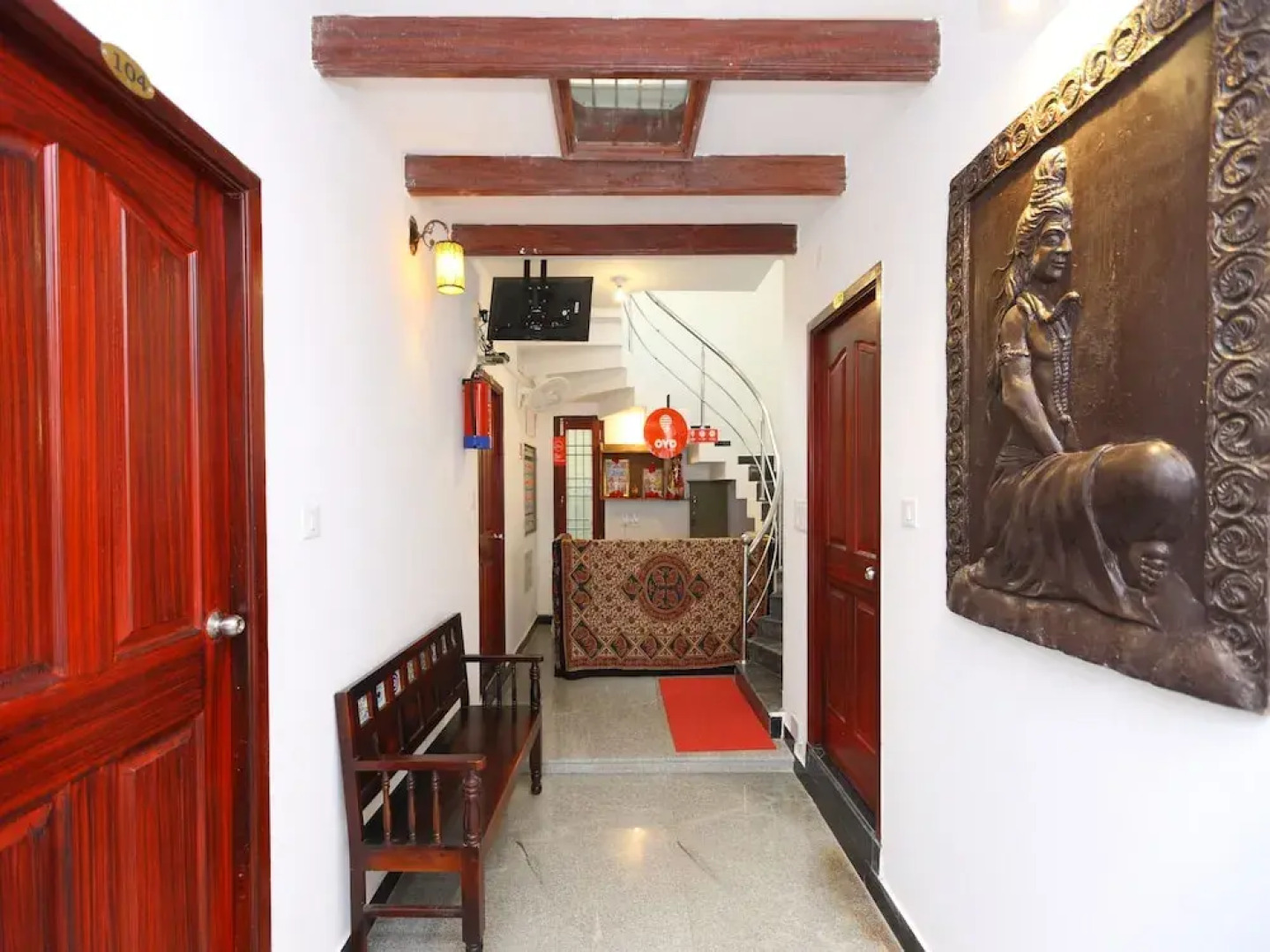 OYO 11582 Villa Triomphe