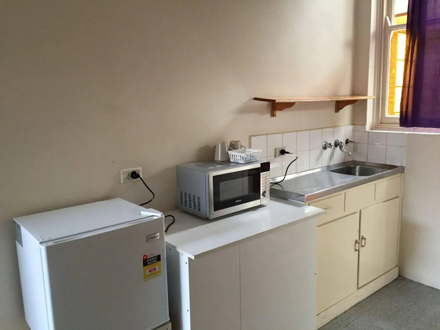 Adelaide Motel & Backpackers