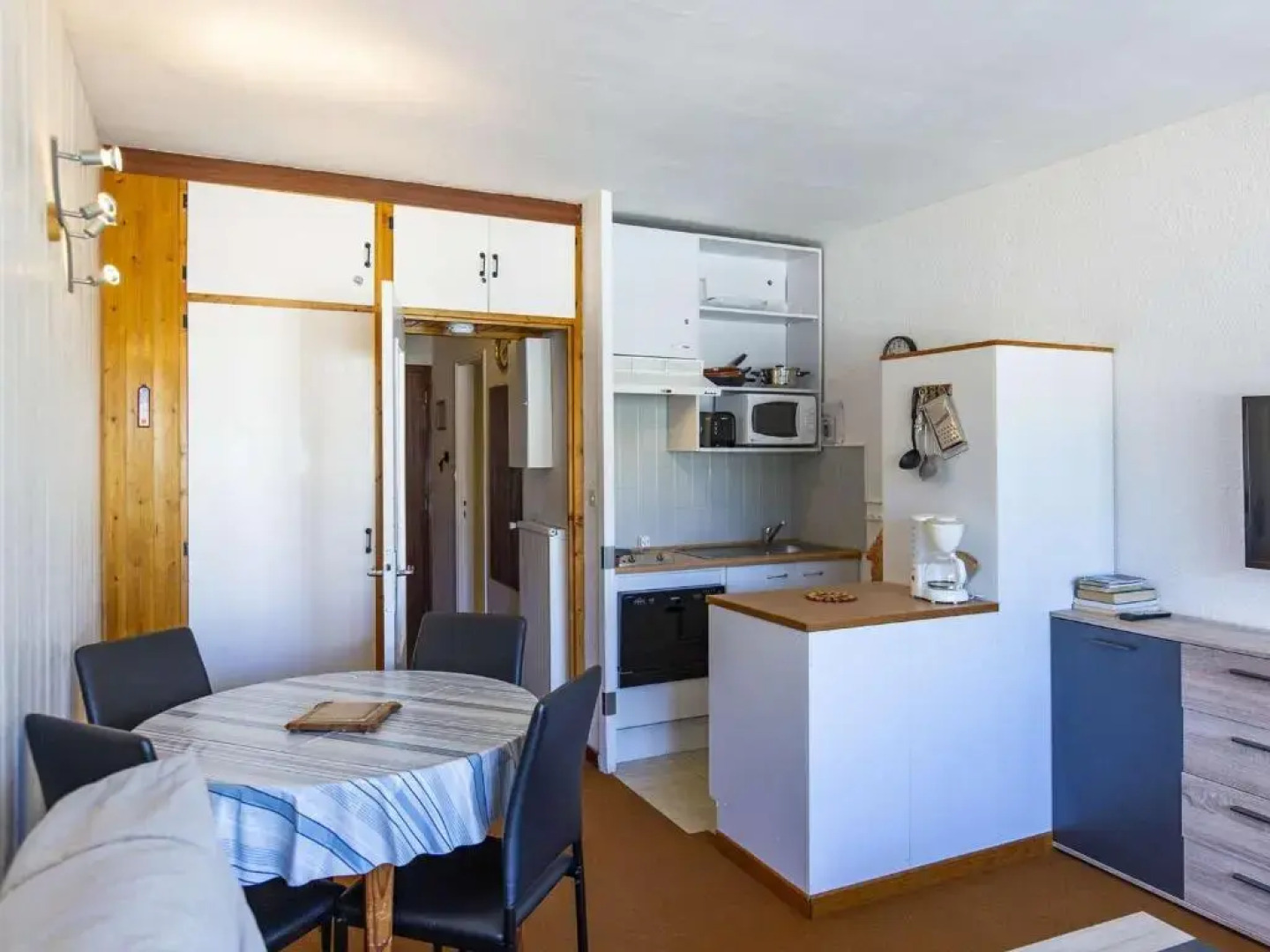 Appartement Gourette, 1 pièce, 4 personnes - FR-1-400-46