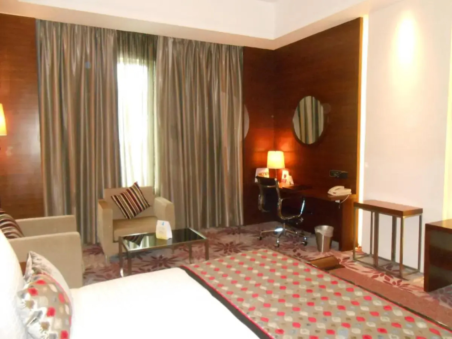 Pride Plaza Hotel, Kolkata