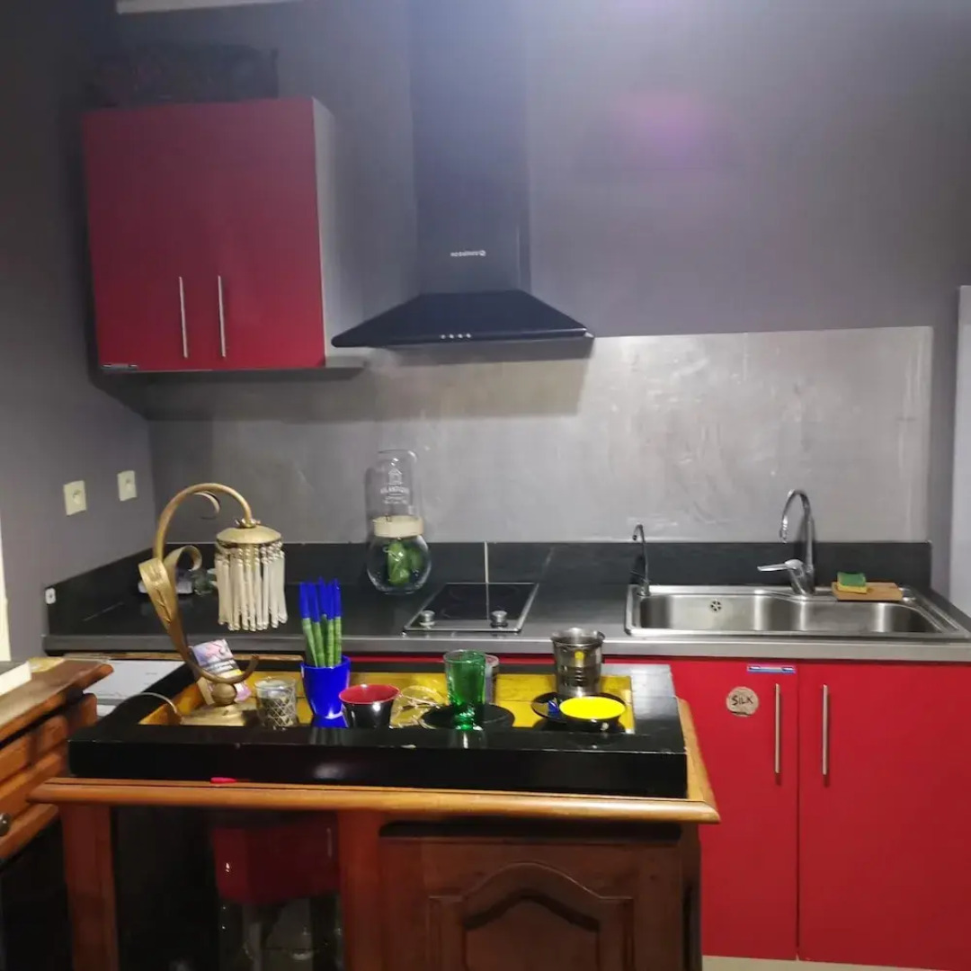 Apartment With one Bedroom in Saint-leu, With Wonderful sea View, Enclosed Garden and Wifi