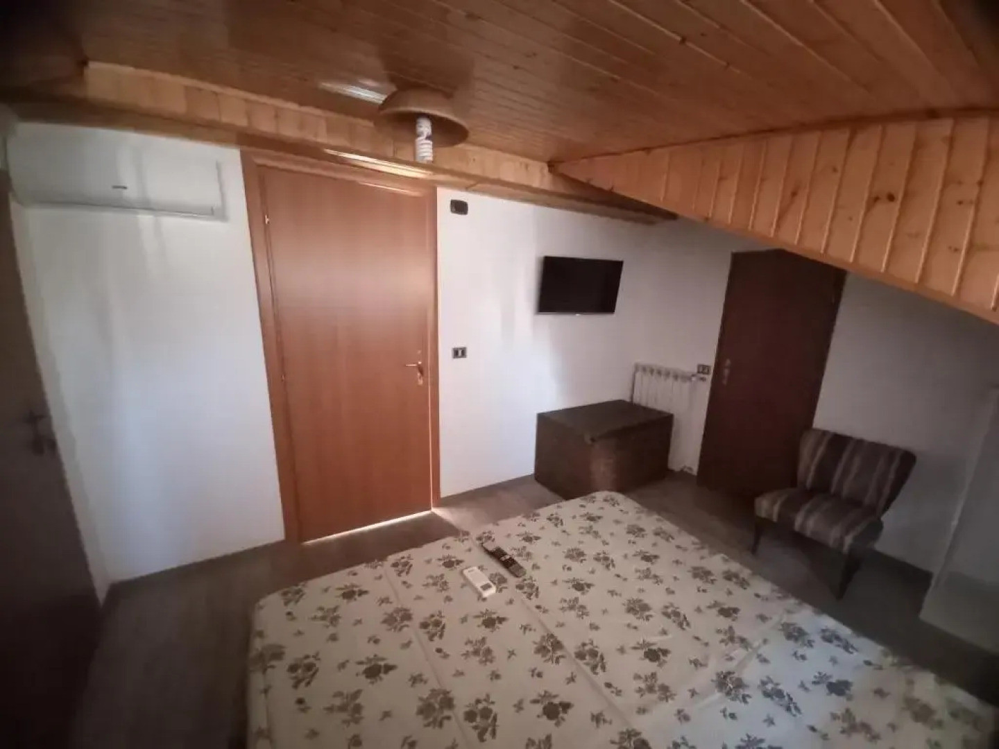 Bb Cesaro Mariolo House