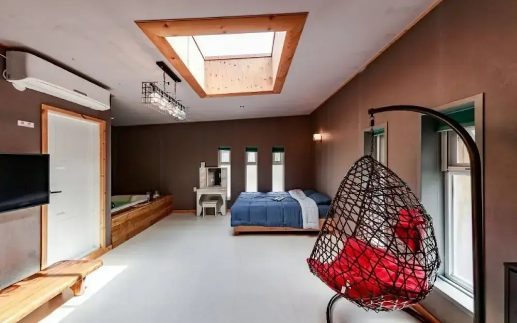 Ulsan (Baenaegol) Libe Pension