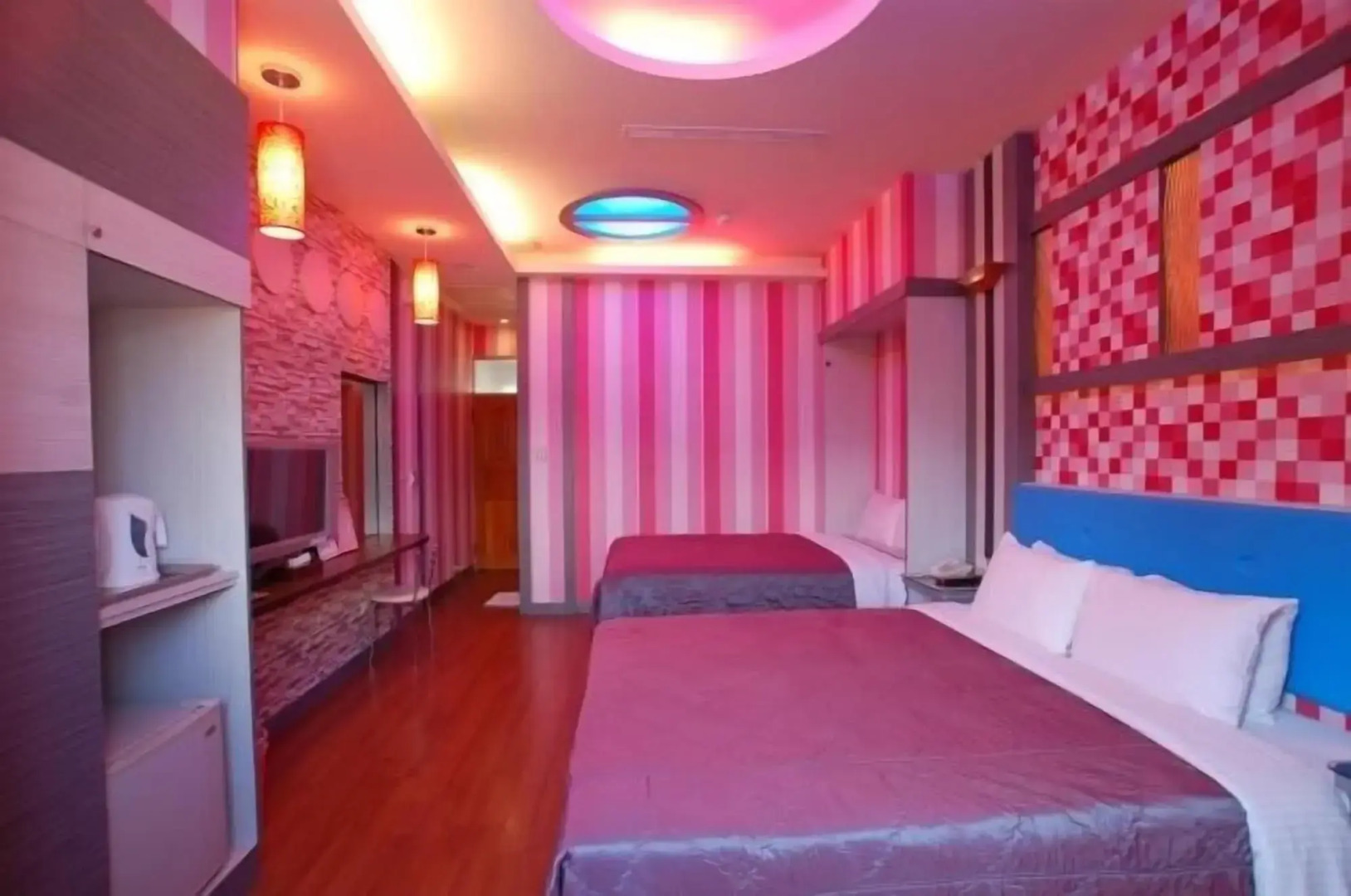 Cherry Blossom Motel