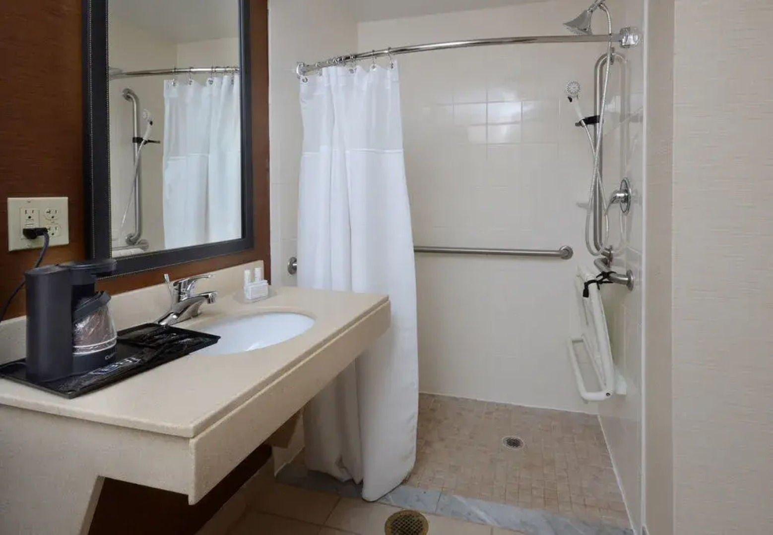 Fairfield Inn & Suites Roanoke North