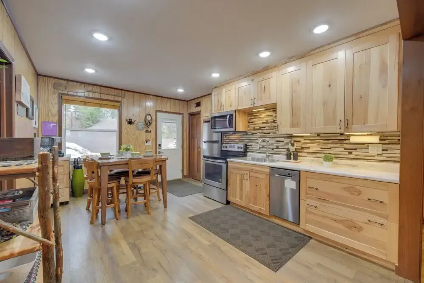 Solon Springs Getaway w/ Dock & Kayaks!