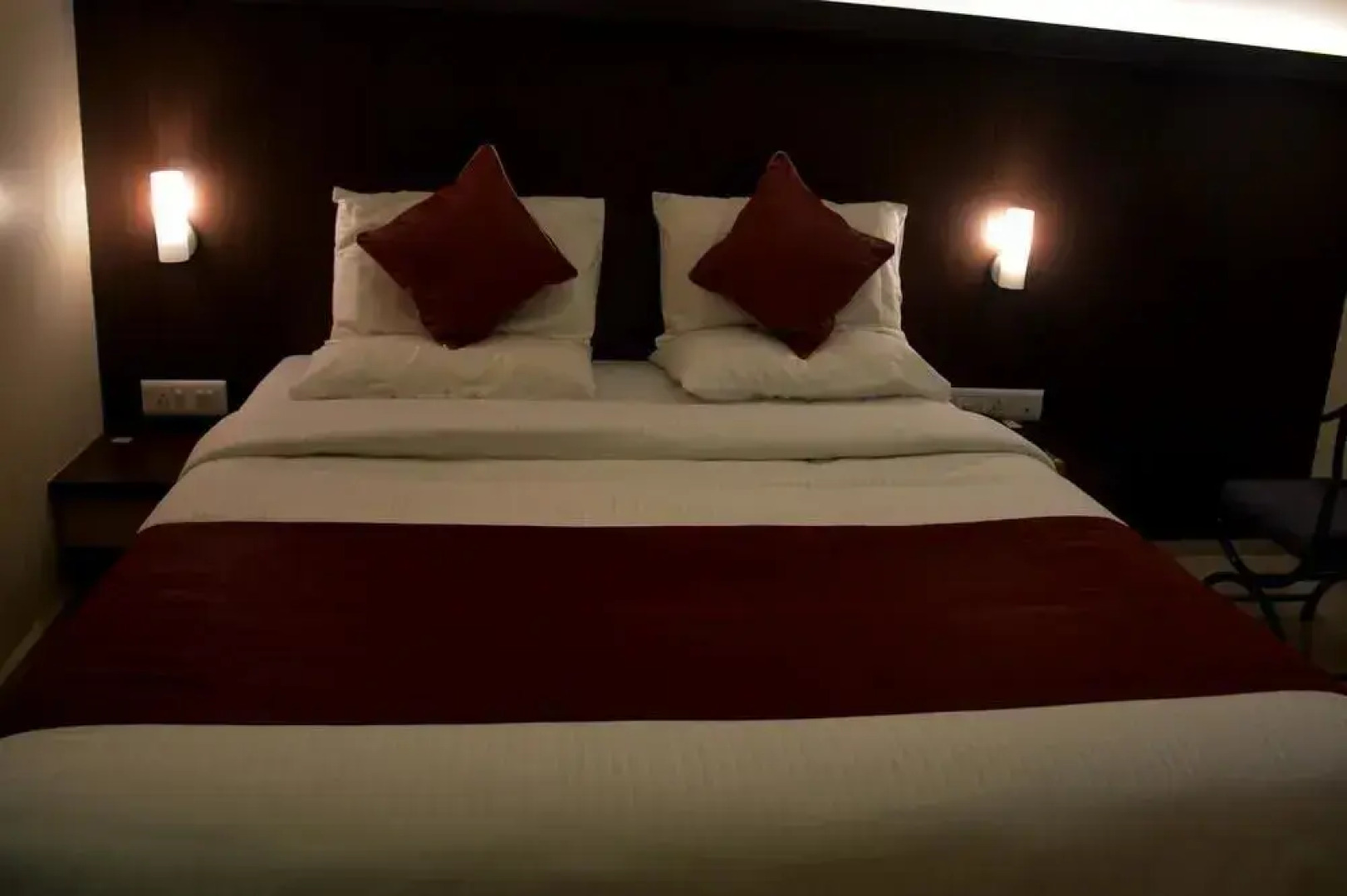 OYO Premium Hubli Dharwad Highway