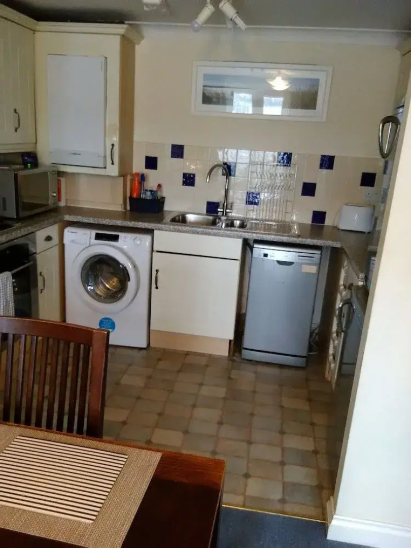 Riverside Court Apartment