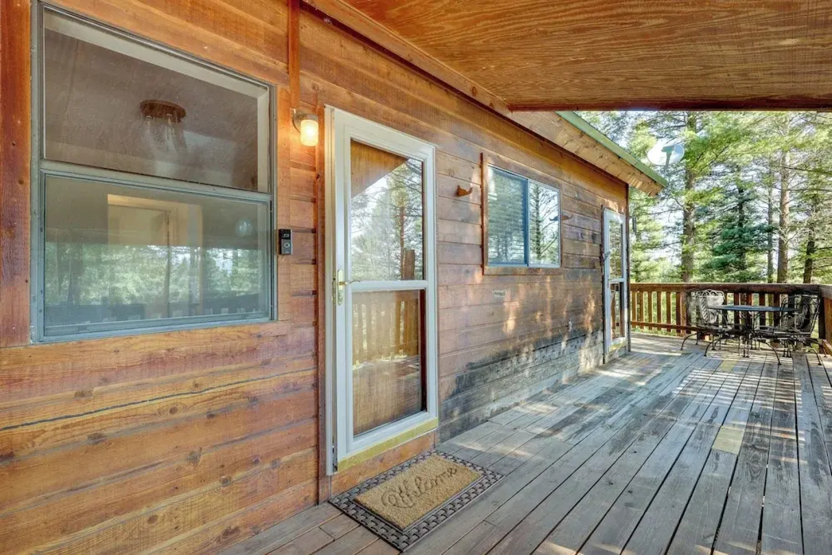 Stylish Angel Fire Cabin w/ Deck - 2 Mi to Ski Mtn