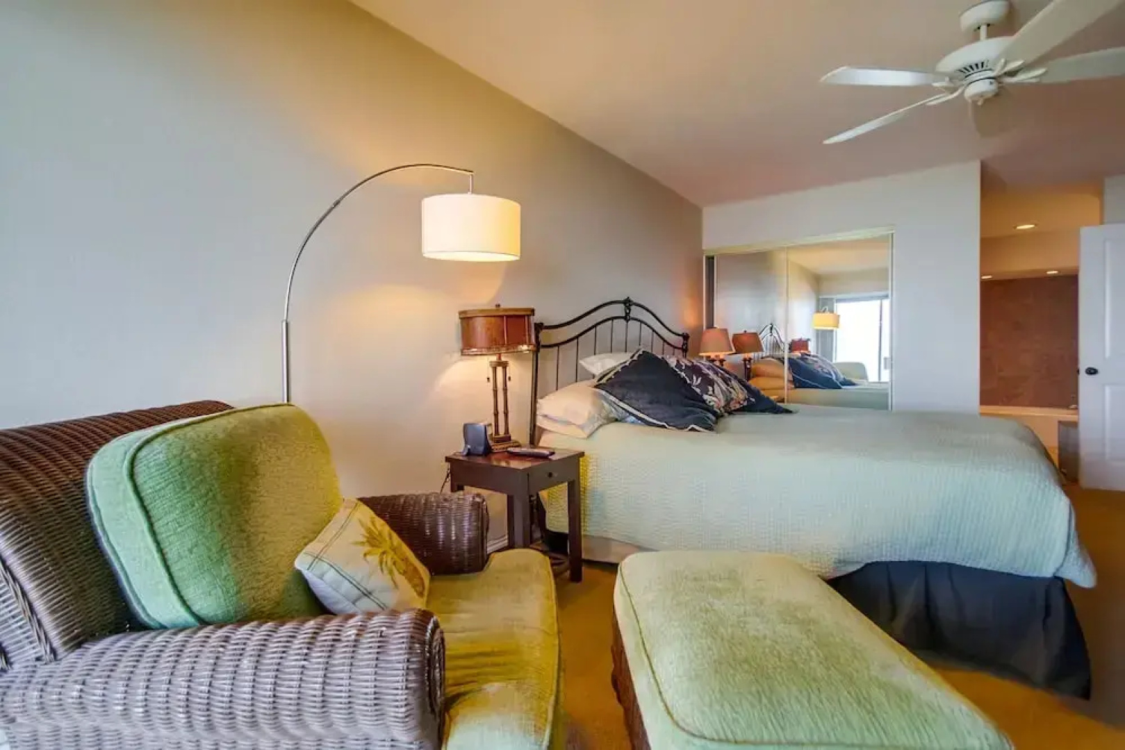 Gorgeous Ocean View Condo with Pool & Spa SURF9 by RedAwning