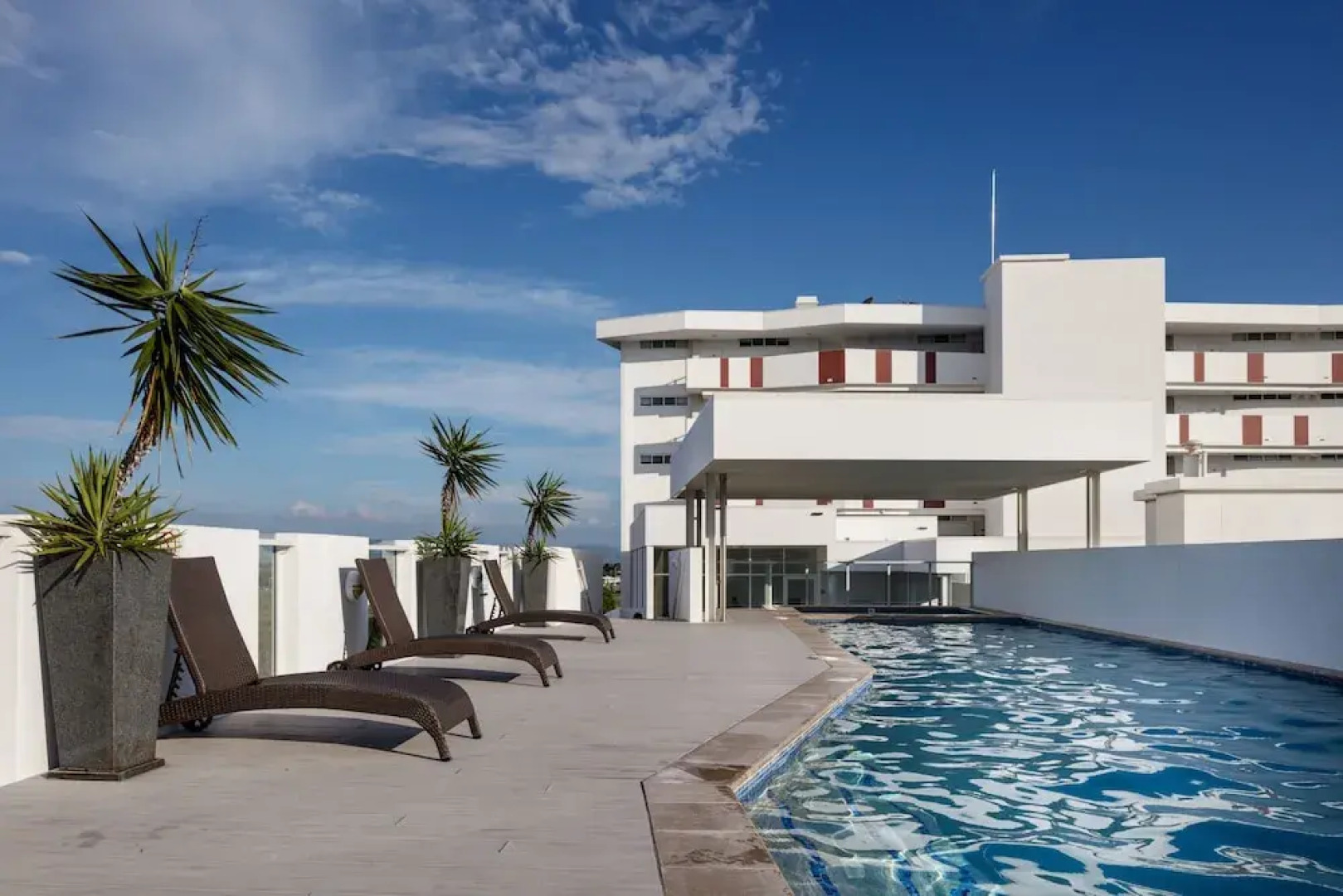 Holborn By Q Resorts