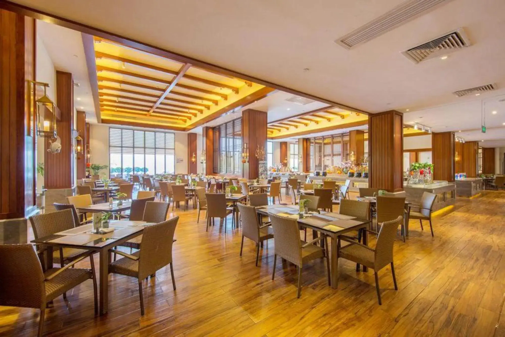 BJG Swan Lake Hot Spring Hotel