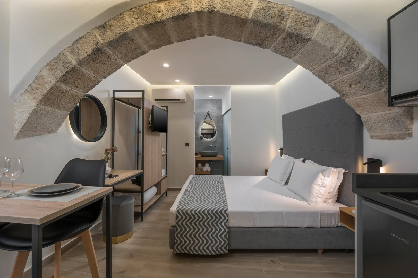 Casa D'Irene Deluxe Hotel