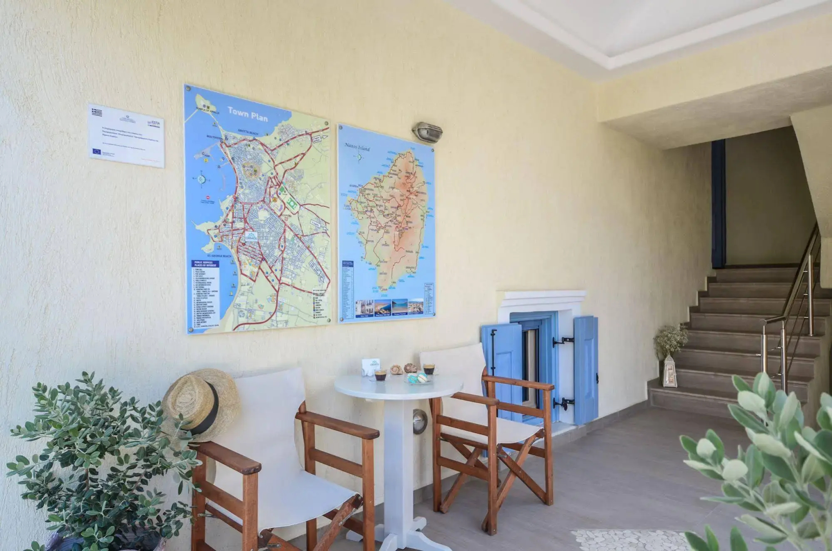 Ormos Holiday Studios