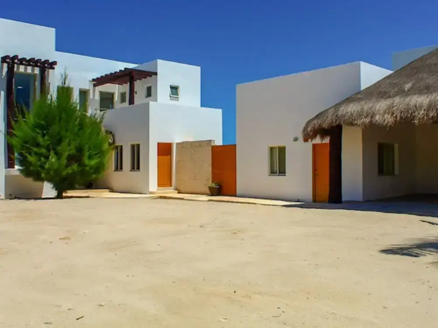 Iz Cay Luxury Ocean Front Villa