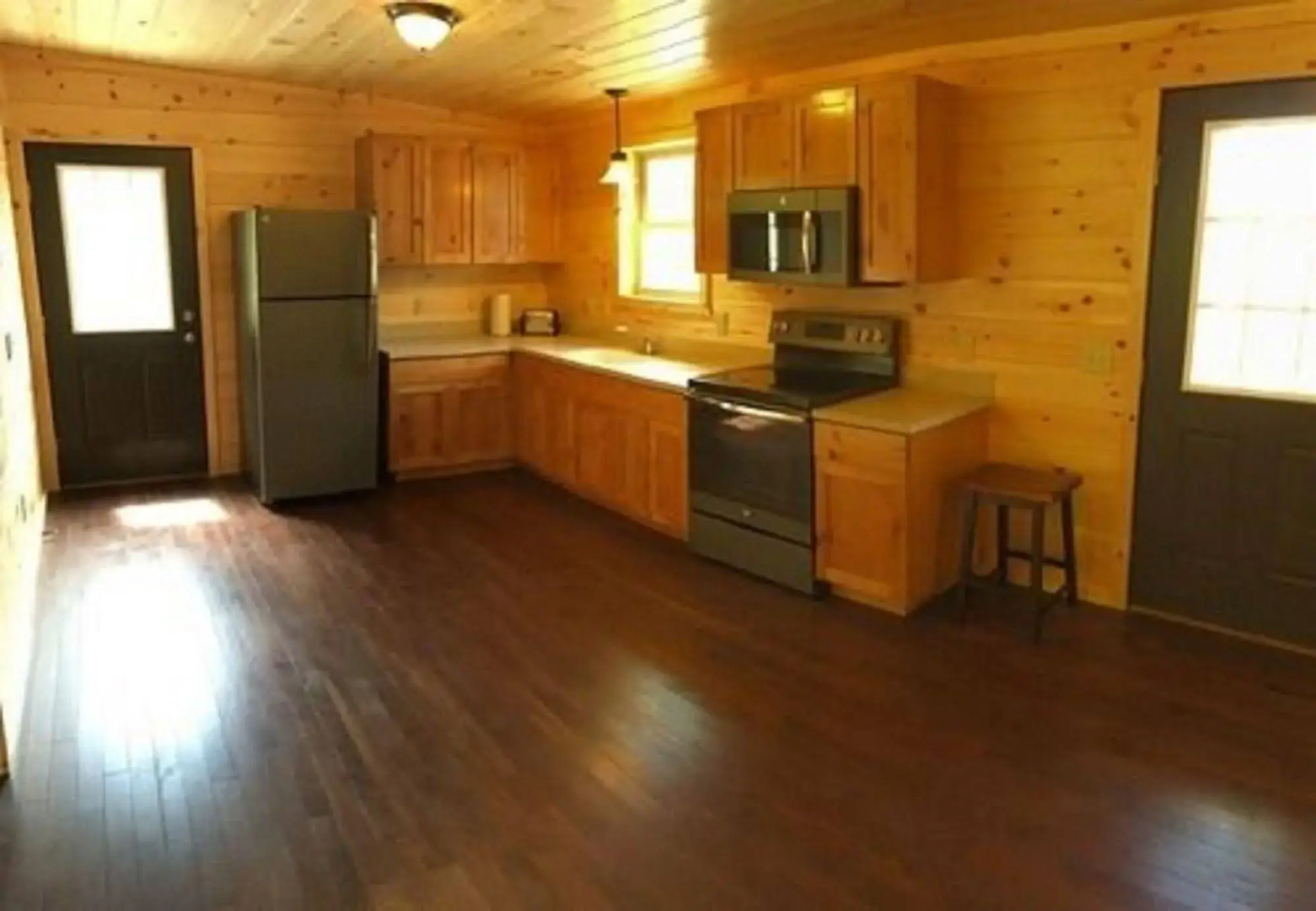 Single Island Shores