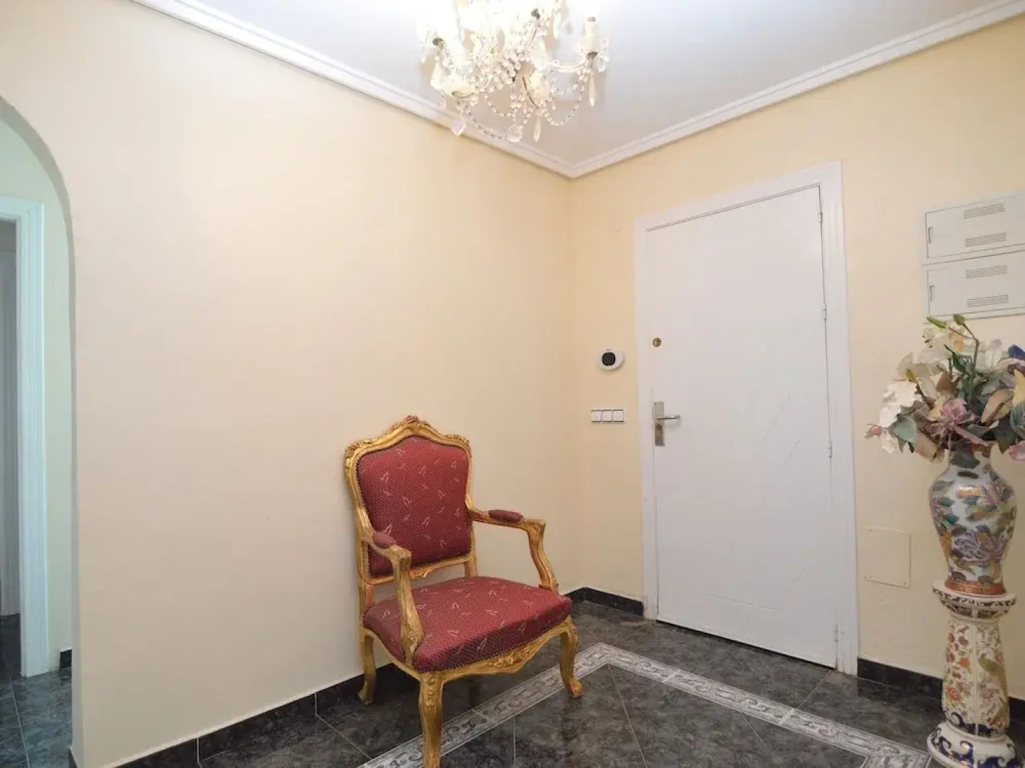 Detached Villa With a Swimming Pool and Amazing View of the La Marquesa Golf Course