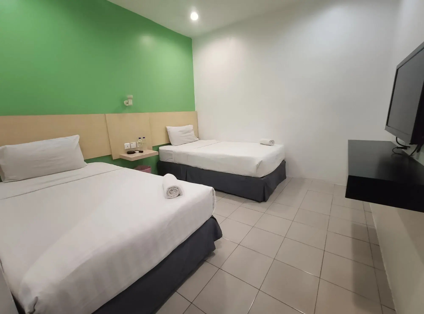 T Hotel Tandop